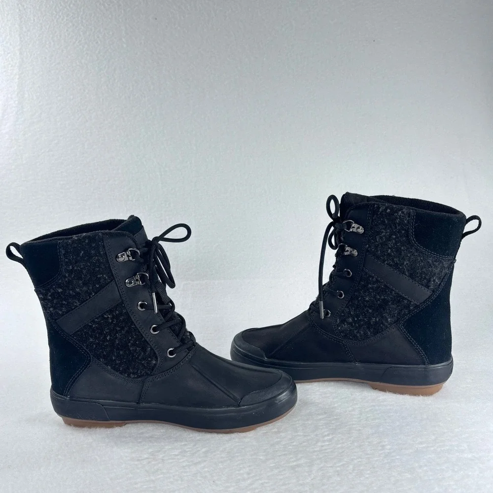 Keen Women's Elsa II Waterproof Wool‎ Ankle Lace Up Duck Boots Black Size 7.5